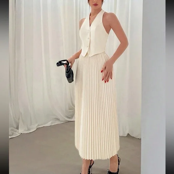 Matching 2 piece co-ord set - Ivory/cream Halter top vest & pleated midi skirt - Picture 4 of 6